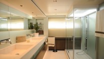 Admiral motor yacht AQUA -  Master Bathroom